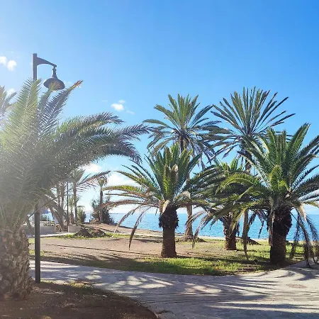 Guayero Palm View, Sea At 50m, At 100m *
