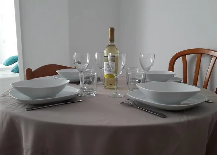 Guayero, Bel A 50m De La *