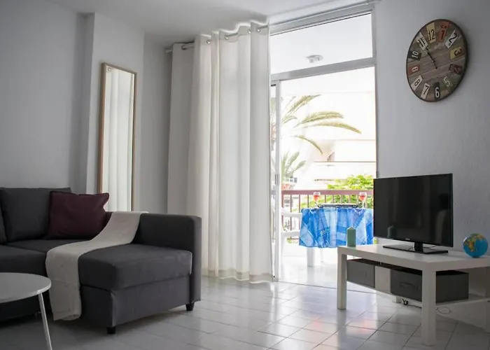 Guayero, Bel A 50m De La *